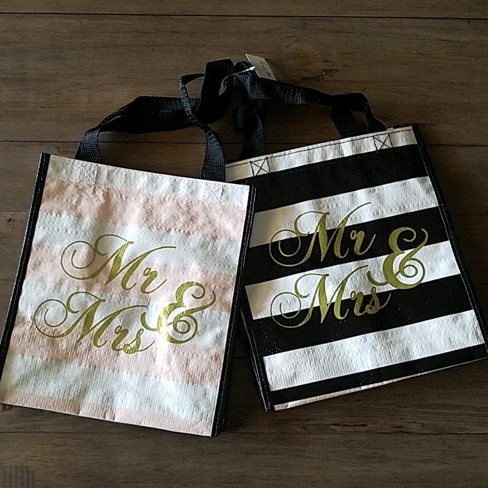 Nwt Mr & Mrs vinyl gift bags